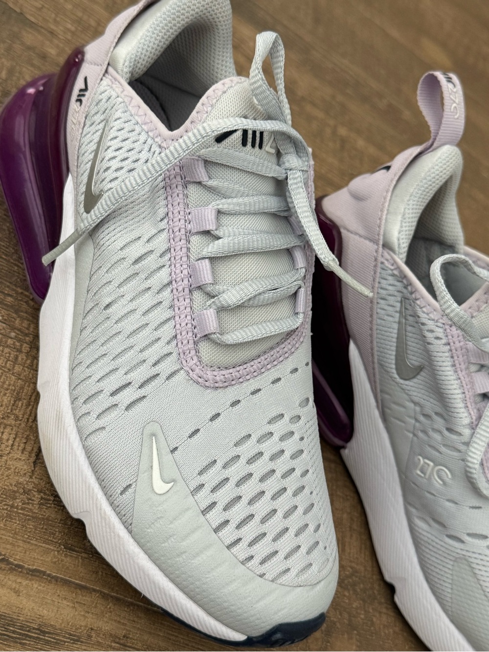Nike Air Max 270 Running Shoes - White with Purple Accent - Picture 4 of 5